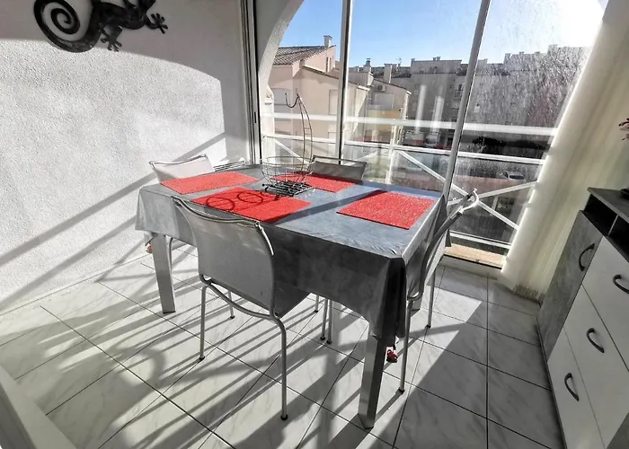 039 Marina Bay 403 Apartment Agde